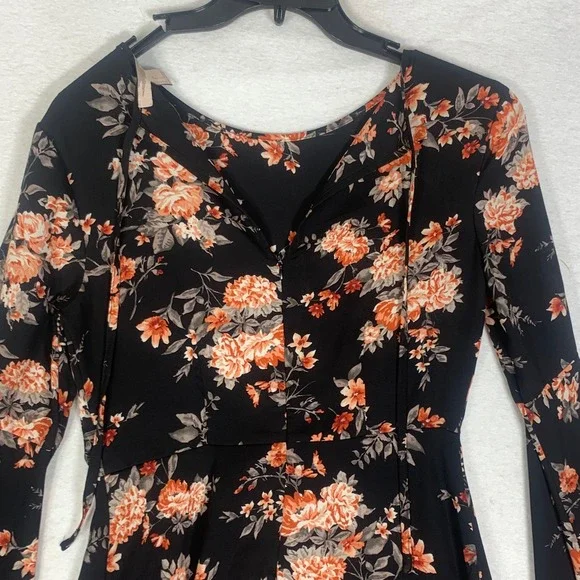 Forever 21 Floral Skater Dress Women's Small Black Long Bell Sleeve Fit & Flare - Picture 4 of 11